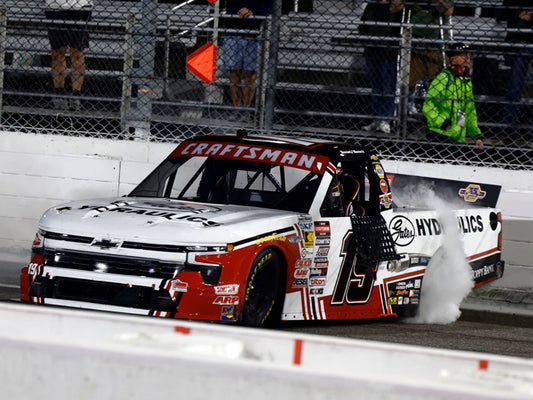 (Pre-Order) ARC - 2025 Chevrolet Silverado #19 Daniel Hemric *Gates Hydraulics*