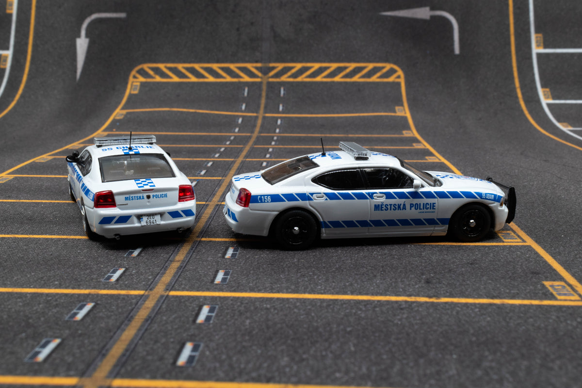 JR Collectibles x Rollin – Městská Policie Lázně Bohdaneč “Adam & Charlie” 1:64 twin police car collector set.