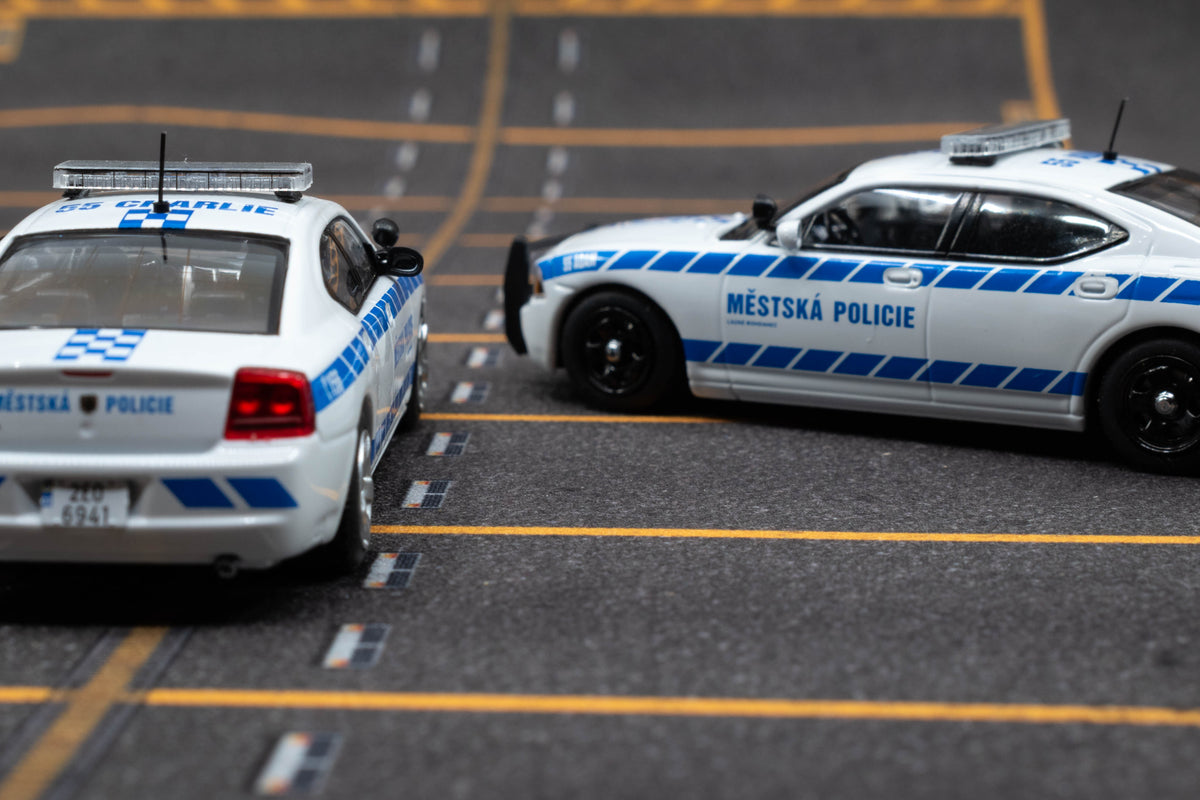 JR Collectibles x Rollin – Městská Policie Lázně Bohdaneč “Adam & Charlie” 1:64 twin police car collector set.