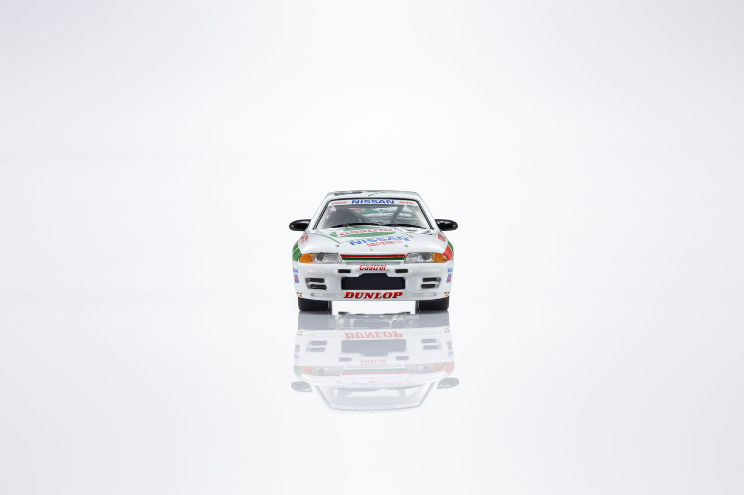 Kyosho 1:64 Castrol Nissan Skyline GT-R R32 Gr.A 1990 #23 with LED lights