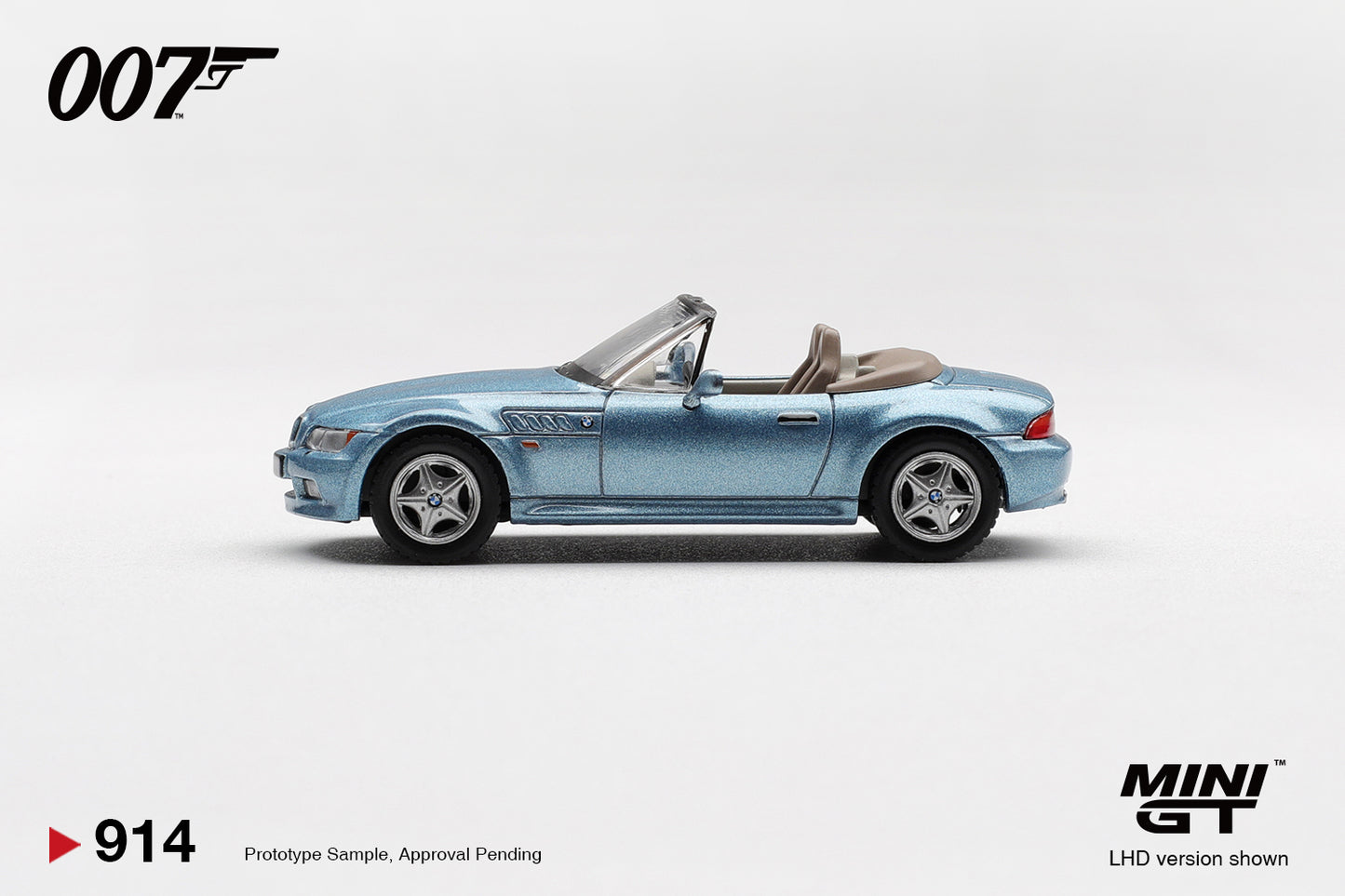 Mini GT 1:64 BMW Z3 GoldenEye 1995 blue James Bond diecast model. Side