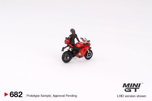Mini GT - Ducati Panigale V4 S w/ Ducati Girl