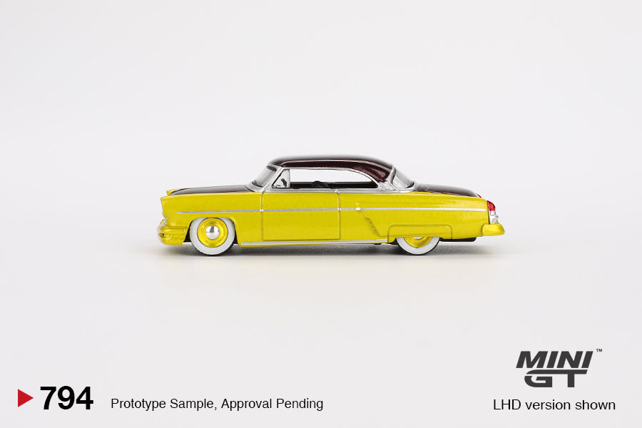 Mini GT - Lincoln Capri Hot Rod Lime Yellow 1954
