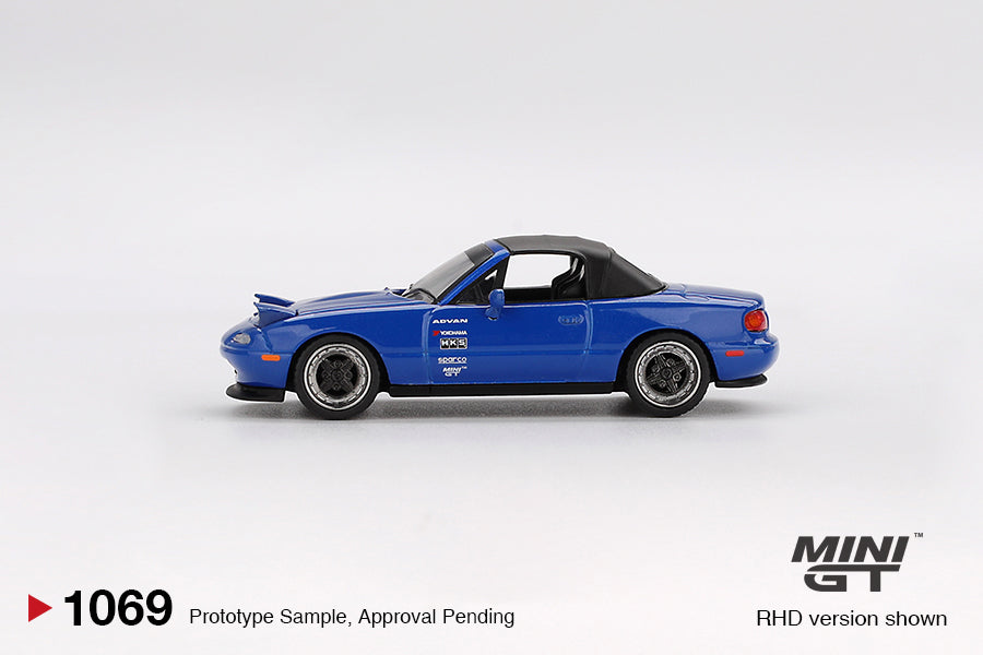 (Pre-Order) Mini GT - Mazda MX-5 Miata Tuned Version Dark Blue 1990
