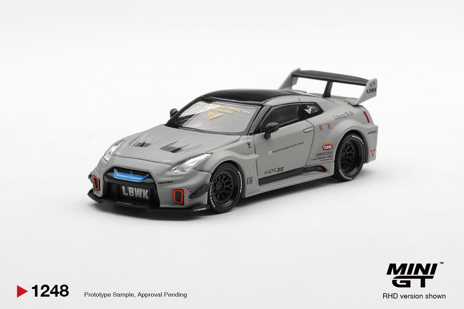 Pre-Order) Mini GT - Nissan GTR R35 LB-Super Silhouette GT-RR VER1
