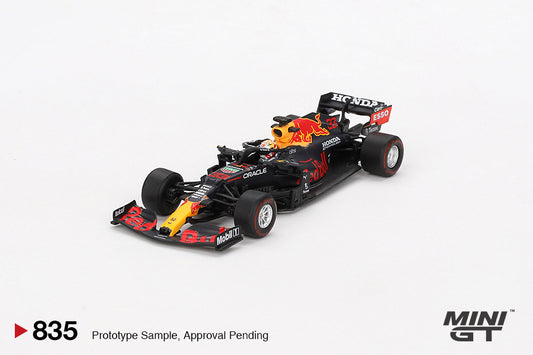 Mini GT - RedBull Racing RB16B #33 Max Verstappen Abu Dhabi Grand Prix Winner 2021