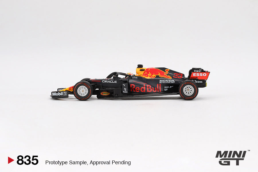 Mini GT - RedBull Racing RB16B #33 Max Verstappen Abu Dhabi Grand Prix Winner 2021