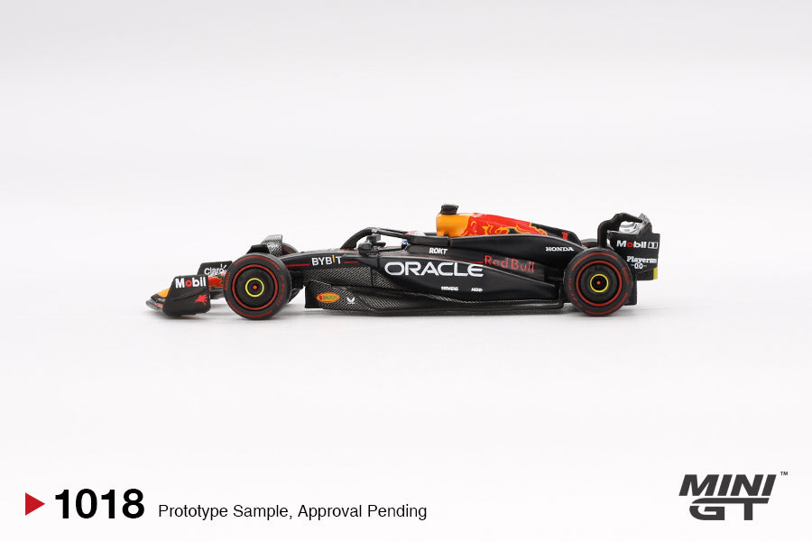 (Pre-Order) Mini GT - RedBull Racing RB20 #1 Max Verstappen Bahrain GP Winner 2024