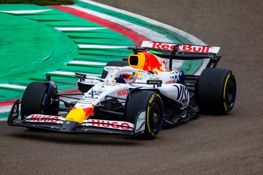 (Pre-Order) Sparky - Racing Bulls VCARB 02 No.22 Visa Cash App Racing Bulls Formula One Team 12th Australian GP 2025 Yuki Tsunoda