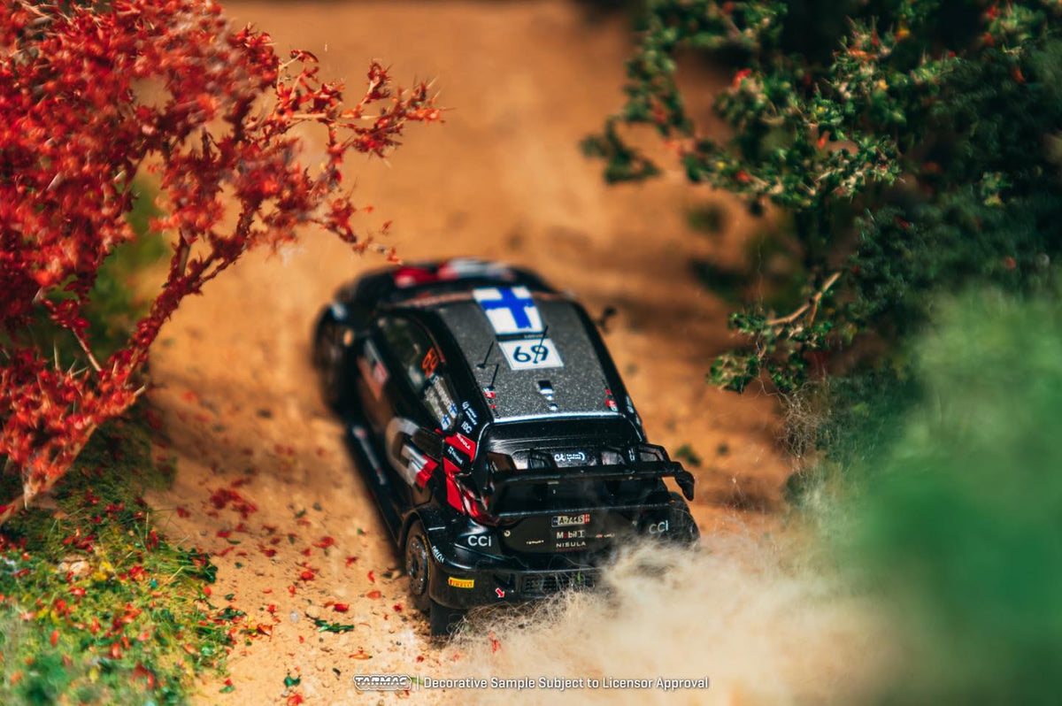 1:64 Tarmac Works Toyota GR Yaris Rally1 Hybrid 2024 Rally Latvia Winner – WRC die-cast model with display base. Top