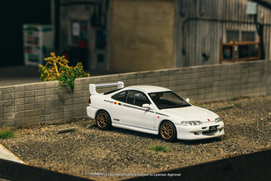 (Pre-Order) Tarmac Works - Honda Integra TYPE R DC2 MUGEN Championship White