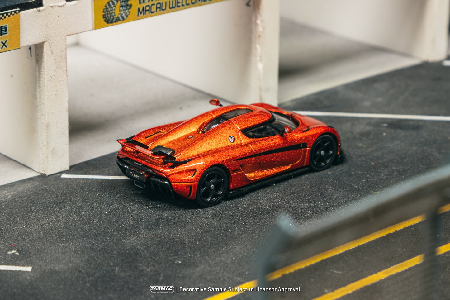 (Pre-Order) Tarmac Works - Koenigsegg Regera Orange Metallic
