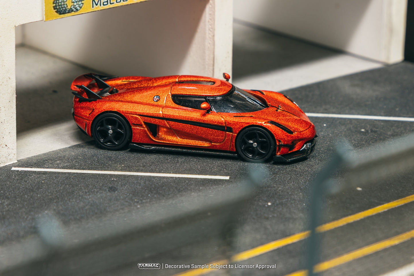 (Pre-Order) Tarmac Works - Koenigsegg Regera Orange Metallic