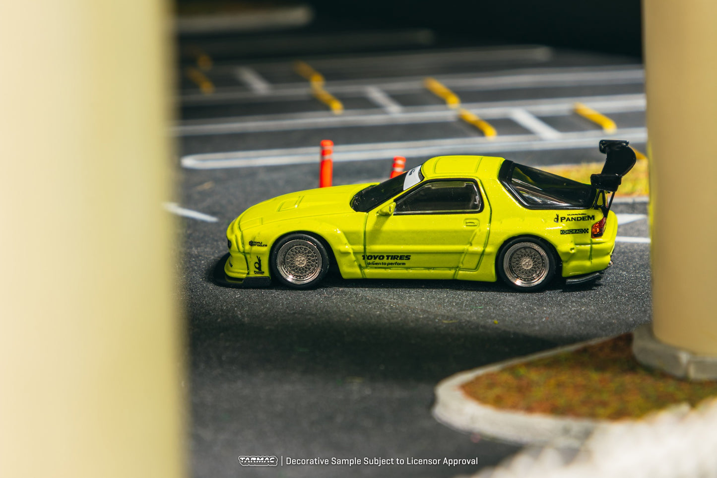 1:64 Tarmac Works Pandem Mazda RX-7 FC3S Yellow – widebody JDM die-cast model with display base. Side
