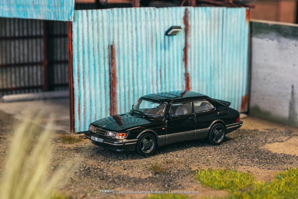 Tarmac Works - Saab 900 Turbo Black