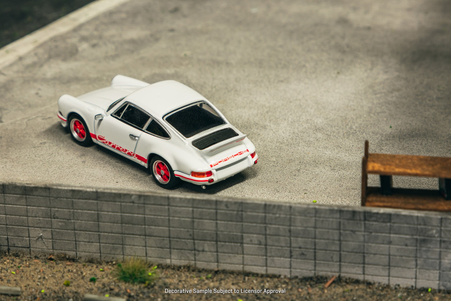 (Pre-Order) Tarmac Works x Schuco - Porsche 911 Carrera RS 2.7 Lightweight White/Red