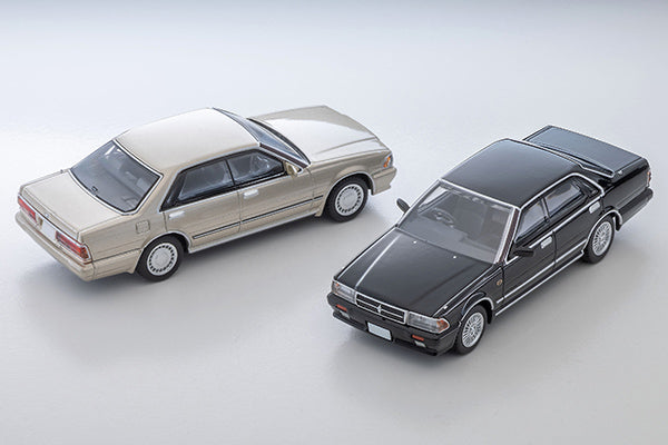 Tomica Limited Vintage 1990 Nissan Cedric HT V20 Gran Turismo Black SV.