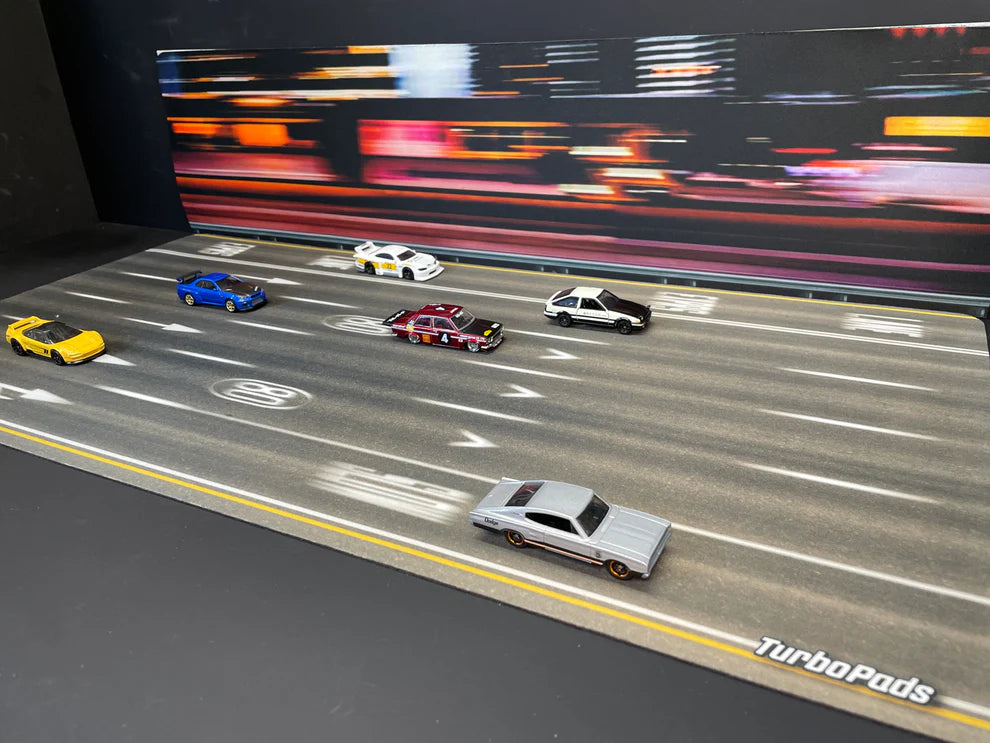 TurboPads Highway 1/64 TurboPad 70x35cm diecast display mat with realistic road design. with cars