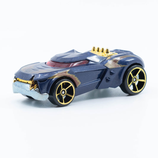Hot Wheels Growler die-cast car featuring muscular design and vibrant paint finish. Front