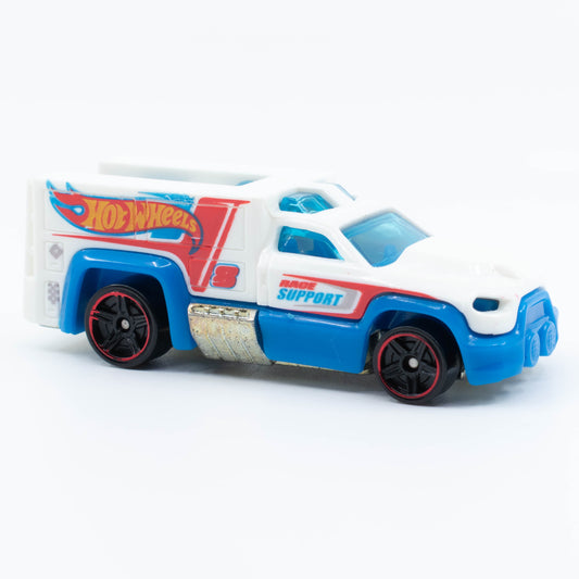 Hot Wheels Rescue Duty 1:64 scale emergency truck with light bar and white-and-blue rescue graphics. Front