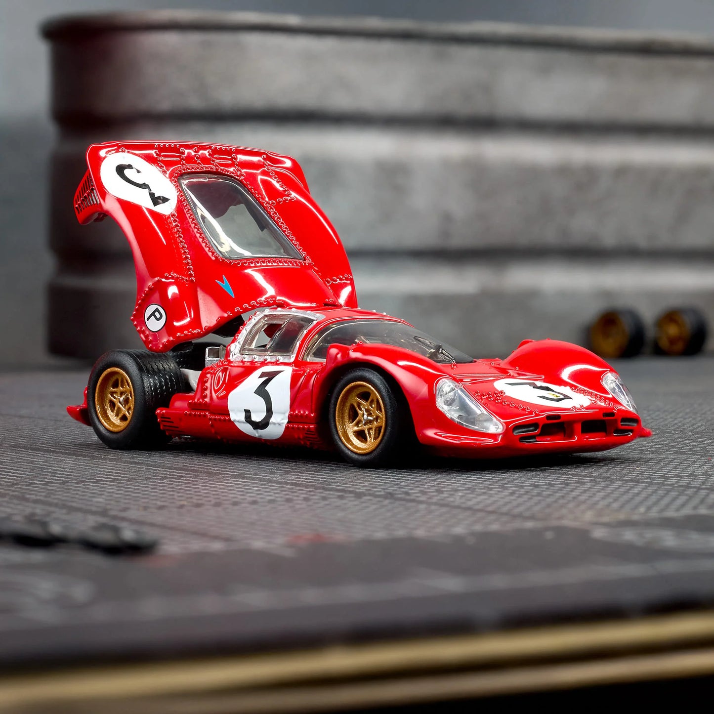 1:64 Hot Wheels Elite 64 Ferrari 330 P4 Rosso Corsa with opening rear clamshell and engine detail.