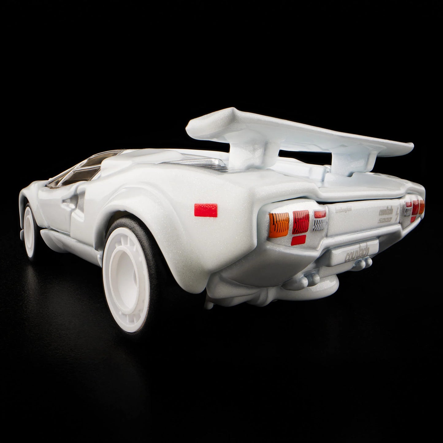 1:64 Hot Wheels RLC Lamborghini Countach LP 500 S pearl white with opening scissor doors.