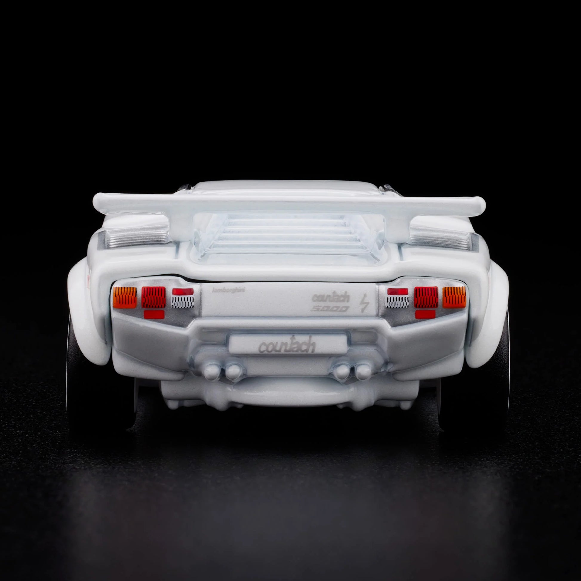 1:64 Hot Wheels RLC Lamborghini Countach LP 500 S pearl white with opening scissor doors.