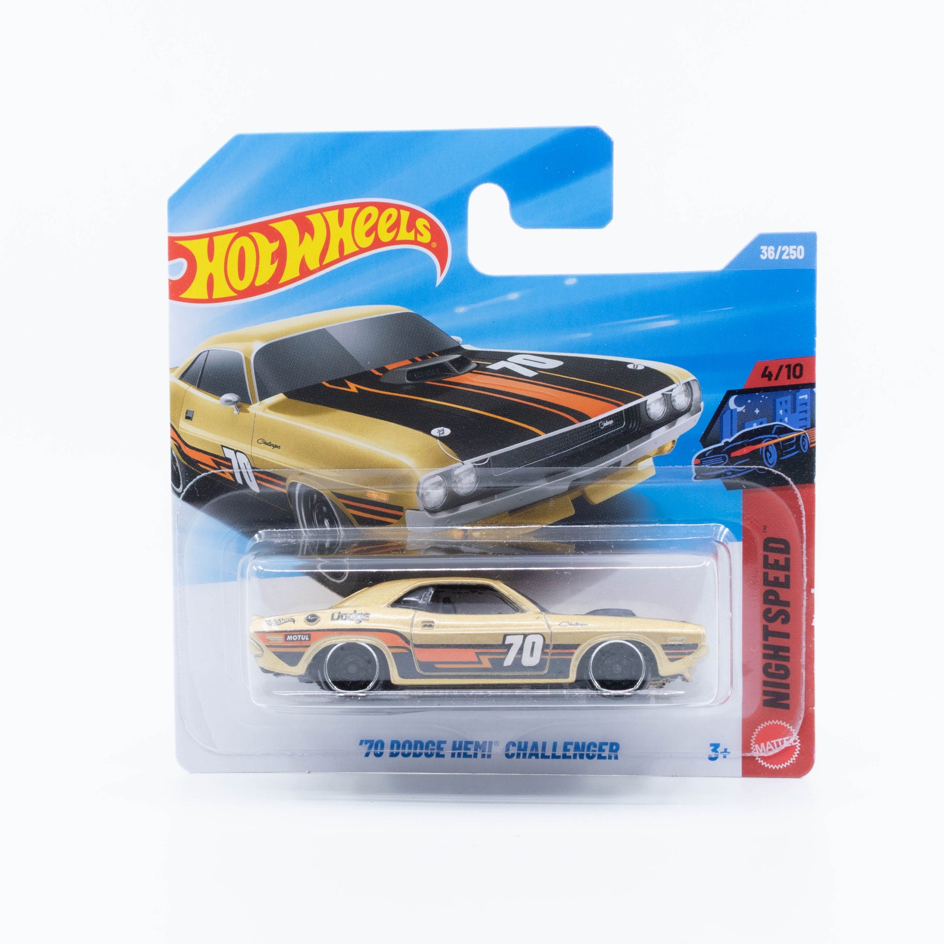 Hot Wheels 1:64 ’70 Dodge HEMI Challenger gold classic racing livery die-cast model.