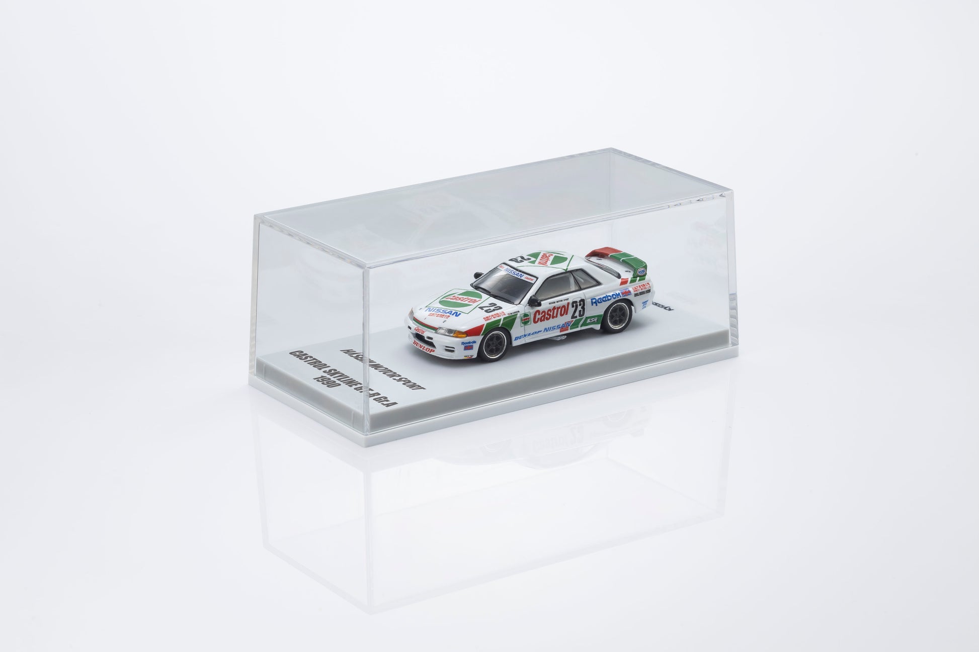 Kyosho 1:64 Castrol Nissan Skyline GT-R R32 Gr.A 1990 #23 with LED lights