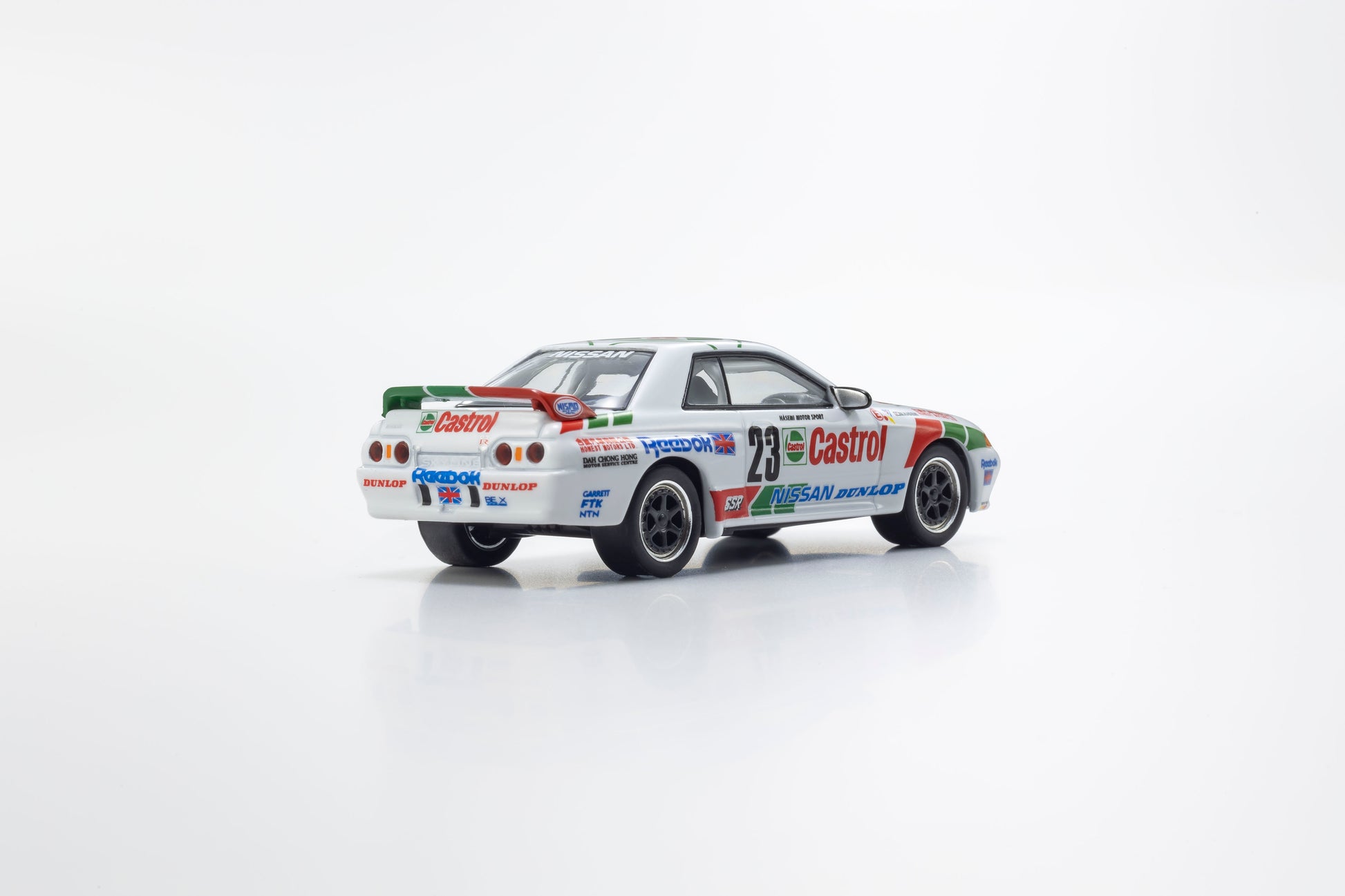 Kyosho 1:64 Castrol Nissan Skyline GT-R R32 Gr.A 1990 #23 with LED lights