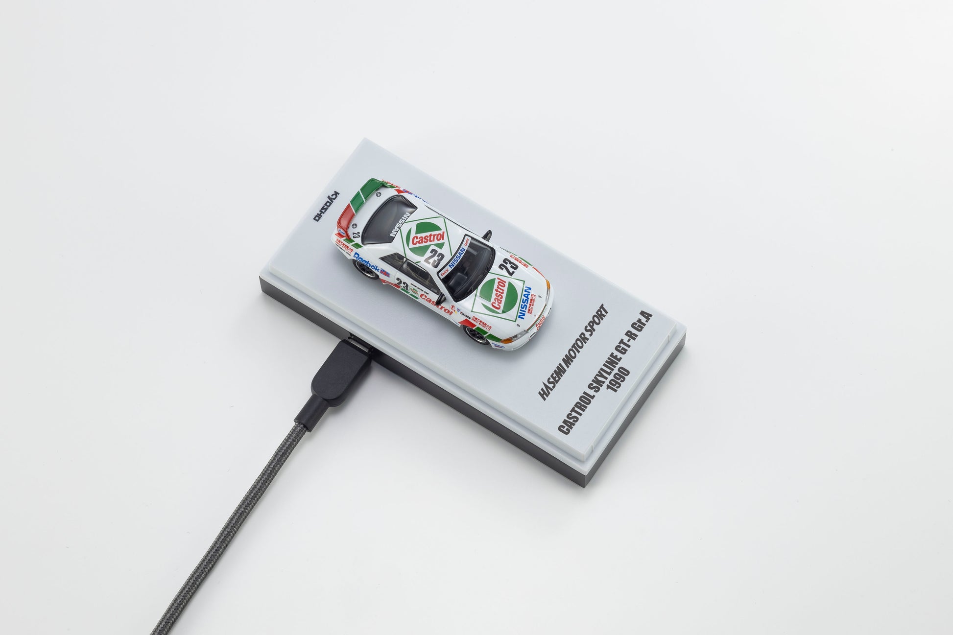 Kyosho 1:64 Castrol Nissan Skyline GT-R R32 Gr.A 1990 #23 with LED lights