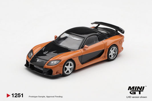 Mini GT Mazda RX-7 FD VeilSide Fortune Han Tokyo Drift 1:64. Front