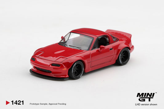Mini GT Mazda MX-5 NA Pandem 2021 in Classic Red, customized 1:64 roadster model in blister packaging