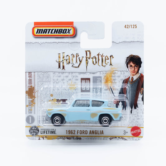 1:64 Matchbox 1962 Ford Anglia Harry Potter – die-cast movie car inspired by the wizarding world.