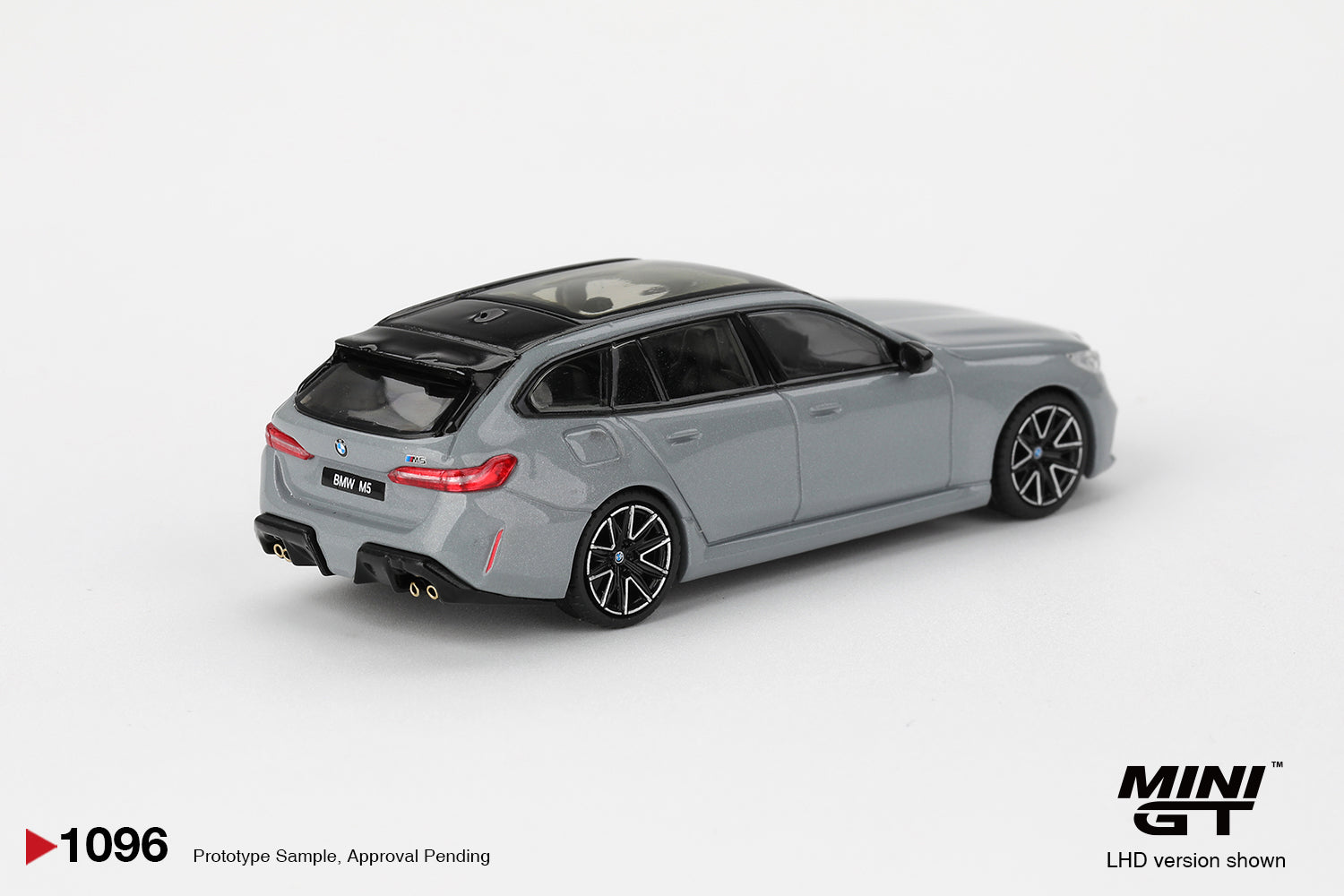 1:64 Mini GT BMW M5 G99 Touring Brooklyn Grey Metallic 2025 – premium die-cast performance wagon model. Back