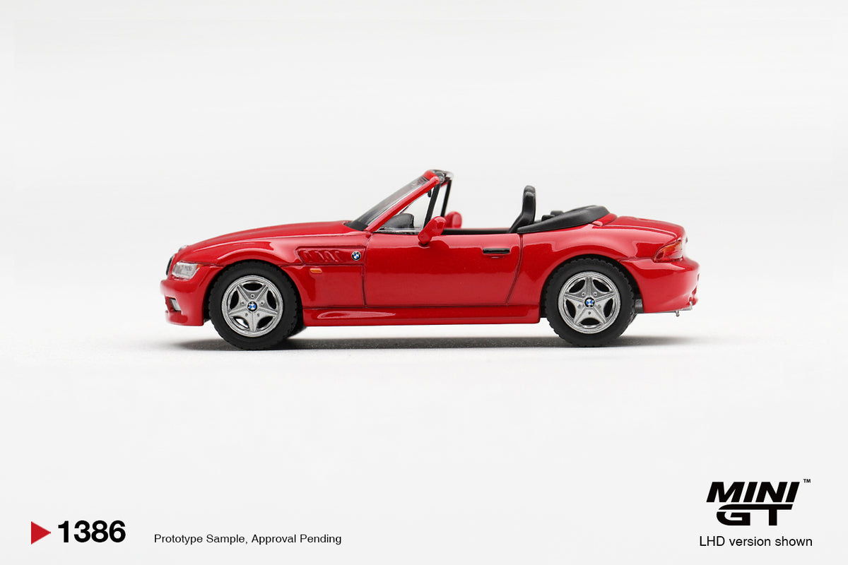 Mini GT BMW Z3 2.8i 1998 in Hellrot red, detailed 1:64 scale roadster.