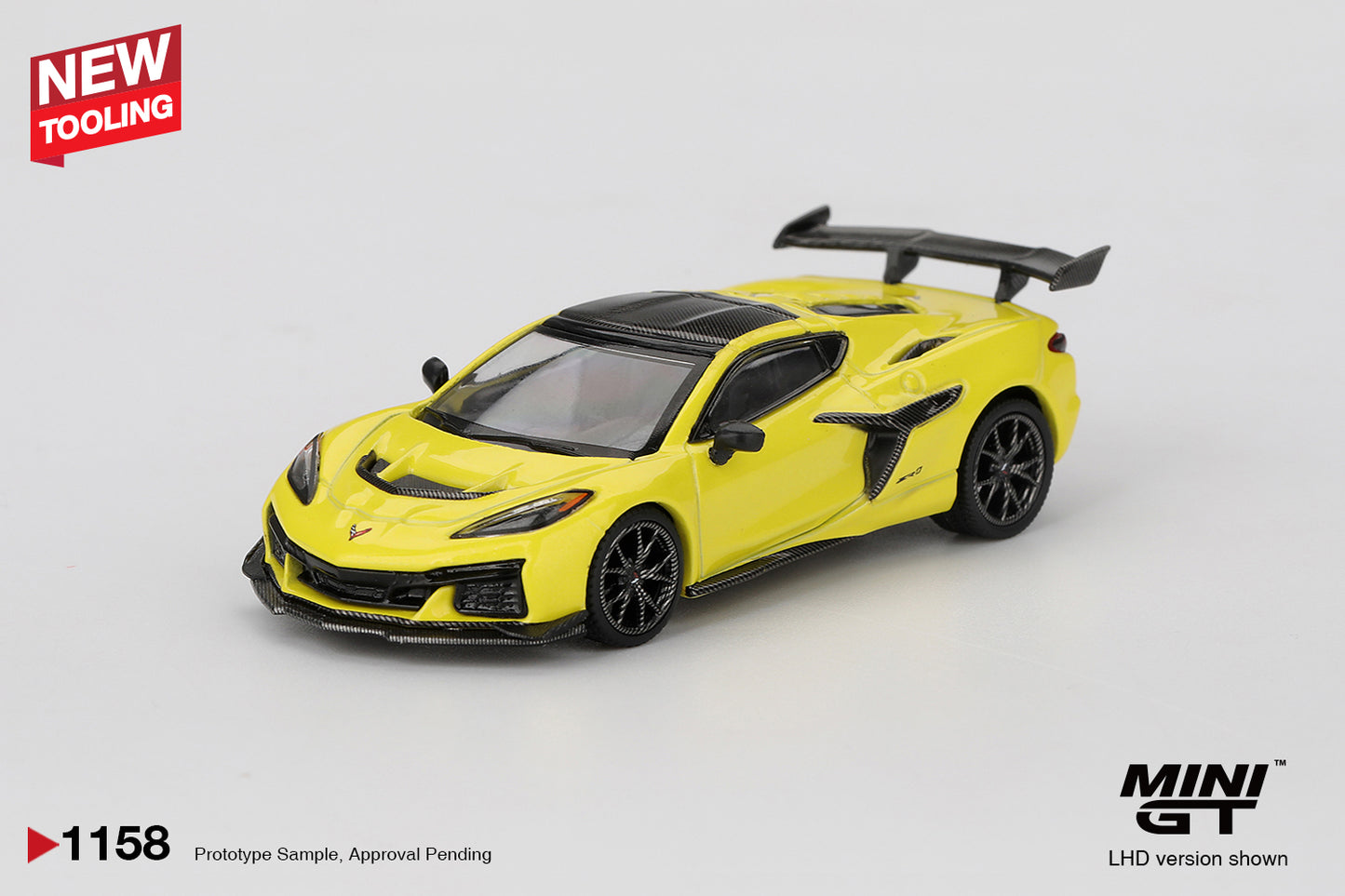 1:64 Mini GT Chevrolet Corvette C8 ZR1 Accelerate Yellow 2025 – yellow mid-engine Corvette die-cast model. Front