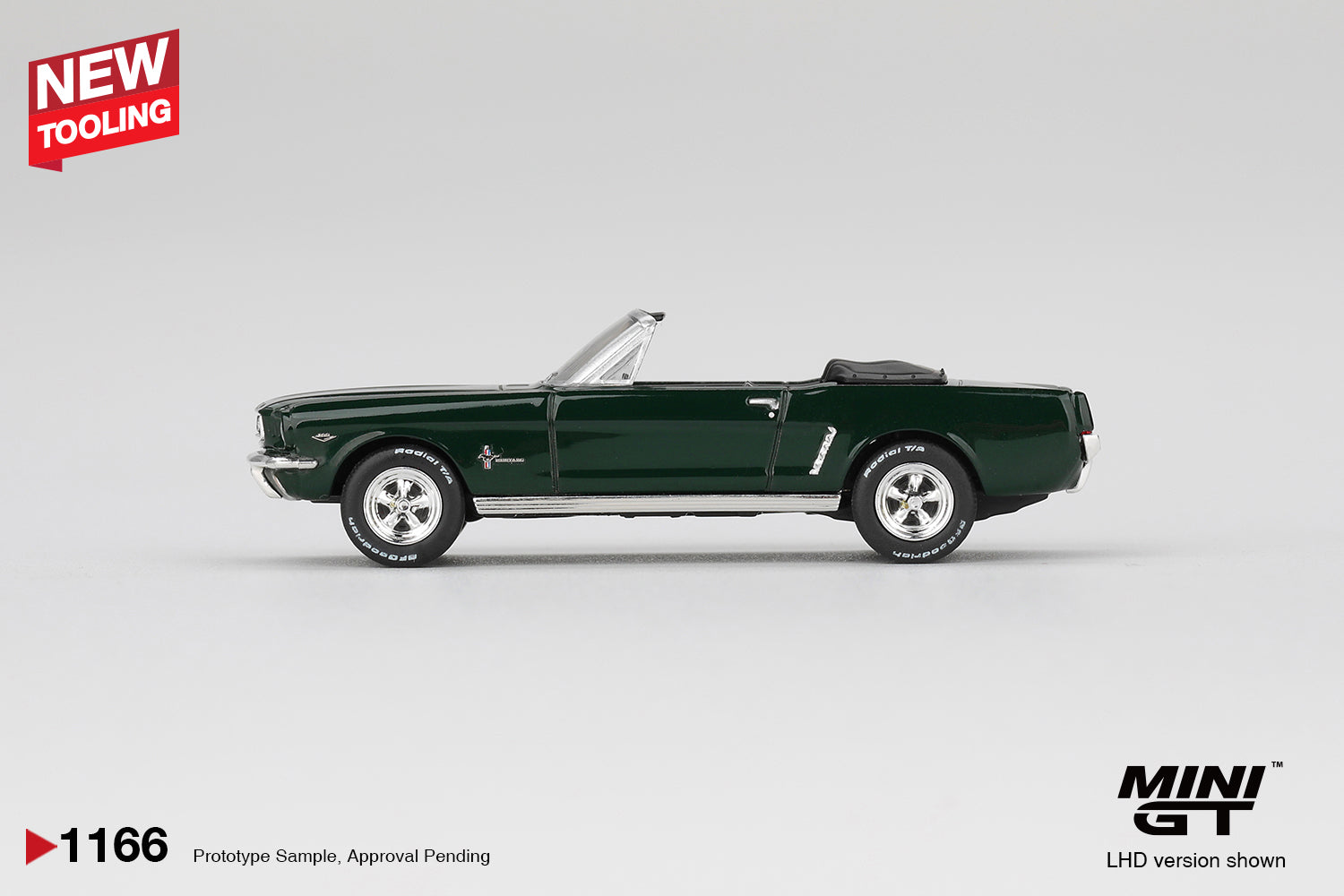 1:64 Mini GT Ford Mustang Convertible Highland Green 1964 – classic open-top die-cast model with new tooling. Side