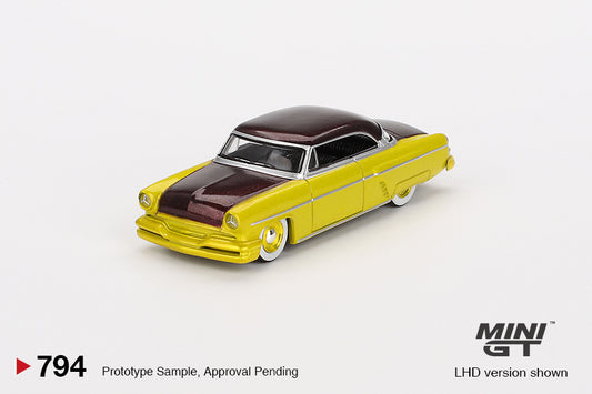 (Pre-Order) Mini GT - Lincoln Capri Hot Rod Lime Yellow 1954