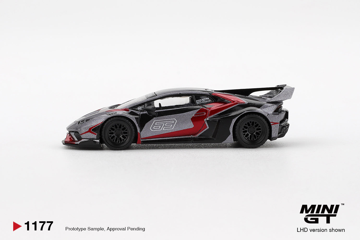 Mini GT 1:64 Lamborghini Huracán GT Ronin 2025 modern GT-style supercar model. Side