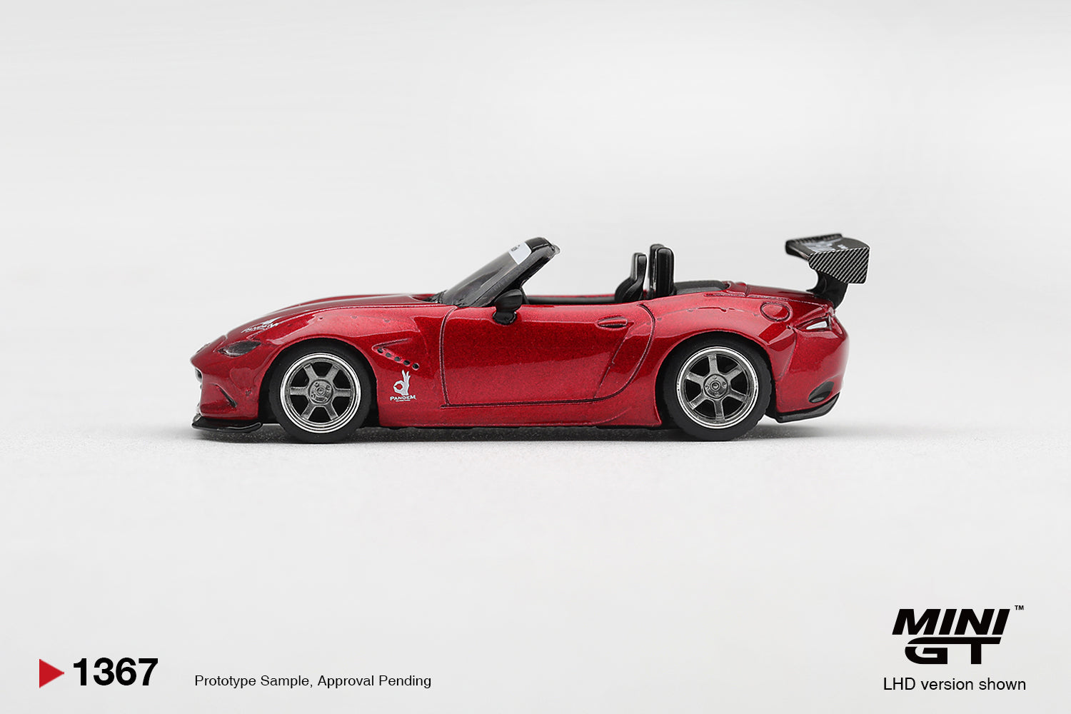 Mini GT 2015 Mazda MX-5 ND Pandem in Kodo Red.