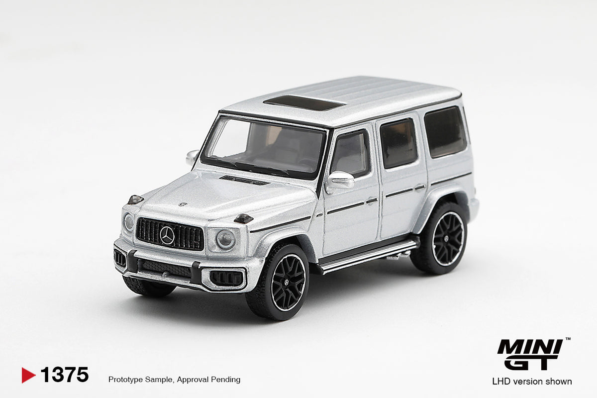Mini GT Mercedes-Benz G63 AMG 2022 in Silver Metallic, detailed 1:64 scale model.