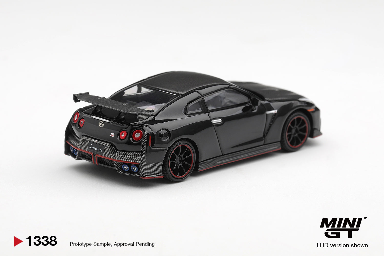 Mini GT Nissan GT-R R35 Nismo 2024 in black.