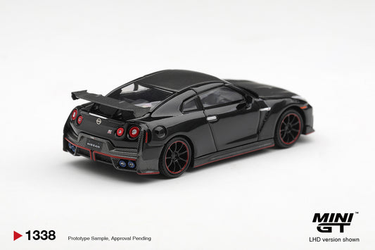 Mini GT Nissan GT-R R35 Nismo 2024 in black.
