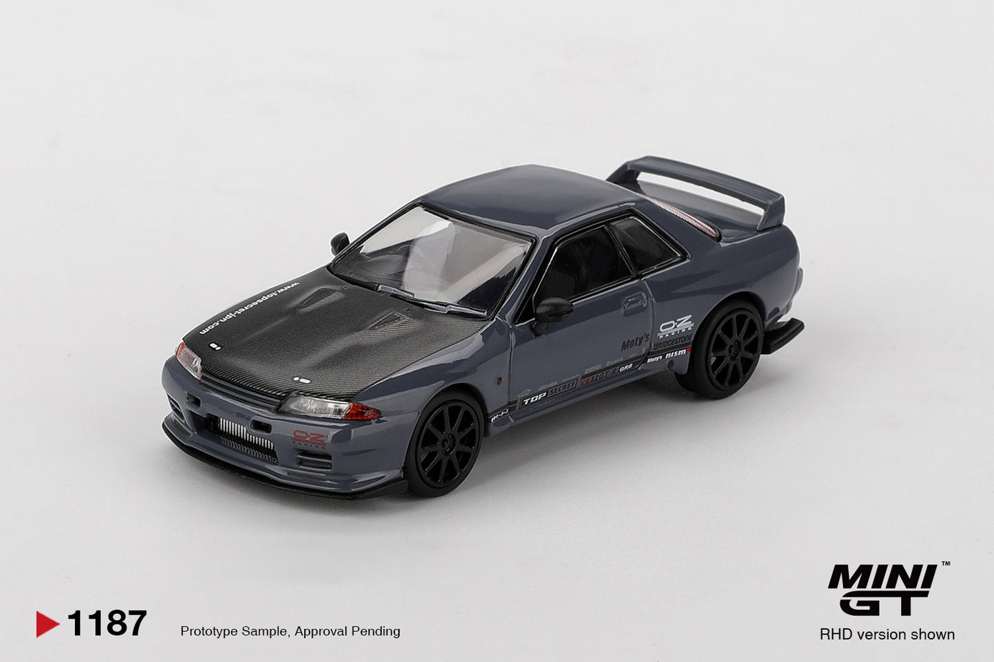 Mini GT 1:64 Nissan GT-R Top Secret VR32 Stealth Grey 2025. Front