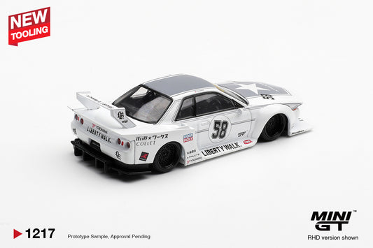 Mini GT 1:64 Nissan Skyline GT-R R32 LB Kaido Works TAS 2025 new tooling diecast model. Back