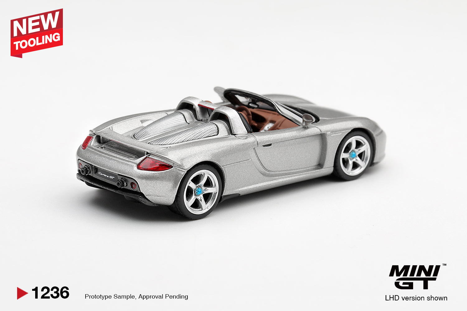 Mini GT Porsche Carrera GT 2006 in Silver Metallic.