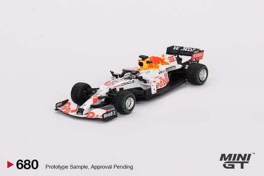 (Pre-Order) Mini GT - Red Bull RB16B #33 Max Verstappen 2021 Turkish Grand Prix 2nd Place