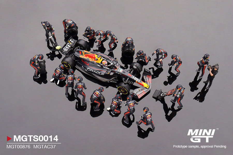 (Pre-Order) Mini GT - RedBull Racing RB19 Pit Crew Set #1 Max Verstappen Japanese Grand Prix 2023