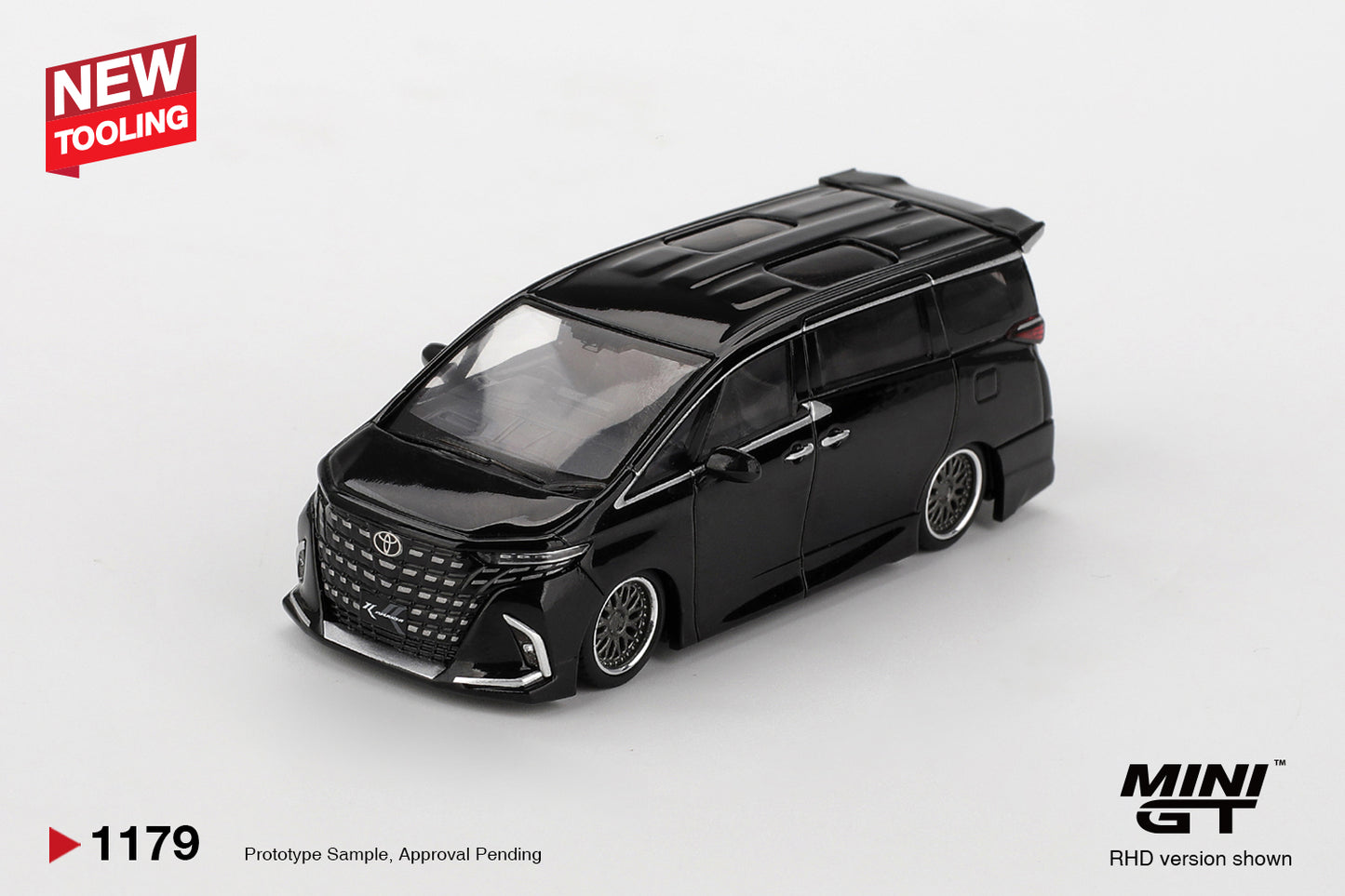 Mini GT 1:64 Toyota Alphard 40 2025 black diecast model. Front